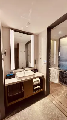 Hampton by Hilton Jiaxing Canal Rooms Photos