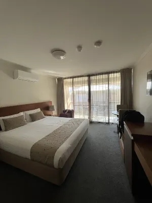 Margarets in Town Apartments Rooms Photos