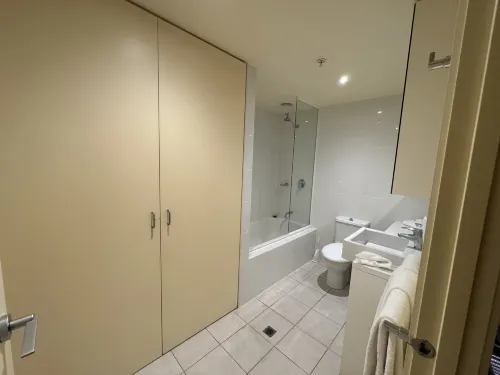 Oaks Melbourne on Lonsdale Suites Kamar Photos