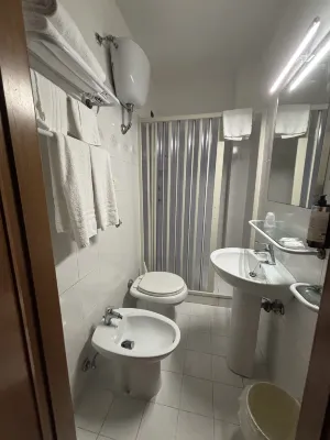 Hotel Rimini - Roma Camere Photos