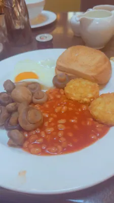 Camden Court Hotel Dining Photos