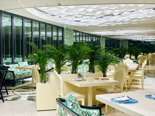 Palazzo Versace Dubai Restauration Photos