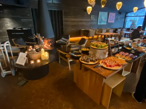 Arctic TreeHouse Hotel Restauration Photos