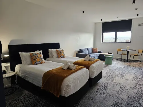 Roomie Apartment Hotel Rooms Photos