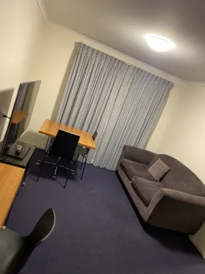 Ramada Encore By Wyndham Belconnen Canberra Rooms Photos