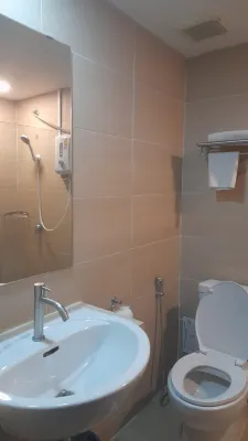 Leevana Hotel Camere Photos