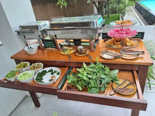 Sook Hotel Restauration Photos