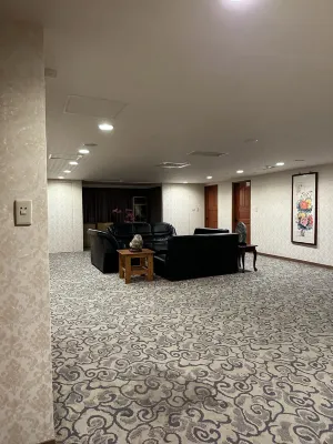 Chungli Business Hotel Öffentliche Flächen Photos
