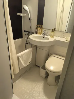 Toyoko Inn Osaka Umeda Higashi Rooms Photos