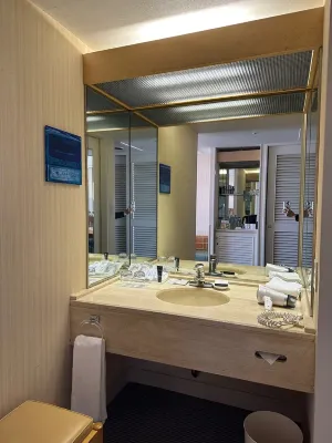 Sheraton Grande Tokyo Bay Hotel Rooms Photos
