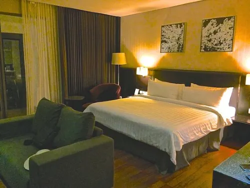 Estrella Hotel & Conference Center - Luwuk Kamar Photos