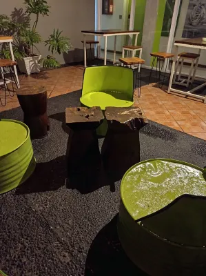 Whiz Hotel Malioboro Yogyakarta Area Publik Photos