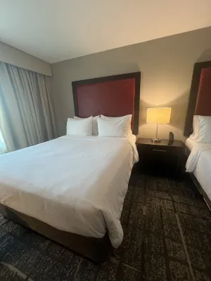 Crowne Plaza Houston Galleria Area Rooms Photos