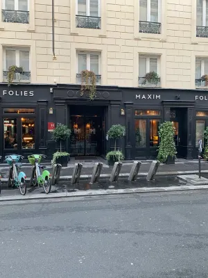 Hôtel Maxim Folies À proximité de l'hôtel Photos