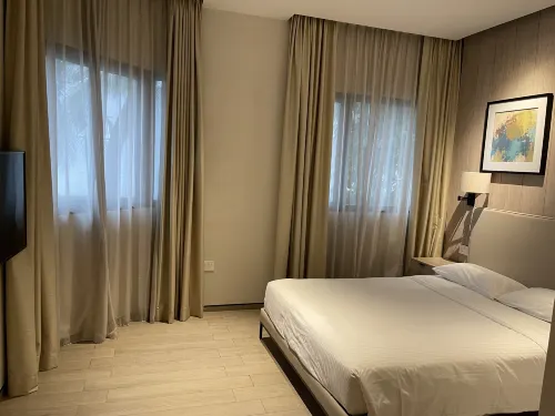 Le Grove Serviced Residences Rooms Photos