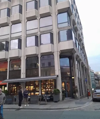 easyHotel Liverpool Exterior Photos
