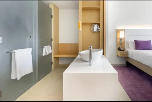 Premier Inn Dubai Ibn Battuta Mall Camere Photos