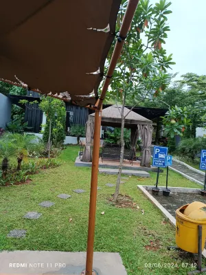 Hotel Bulevar Tanjung Duren Jakarta Photos
