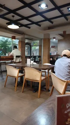 LeGreen Suite Kuningan Photos