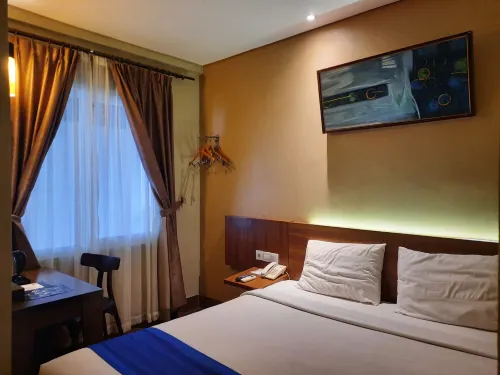 Dafam Hotel Cilacap Zimmer Photos