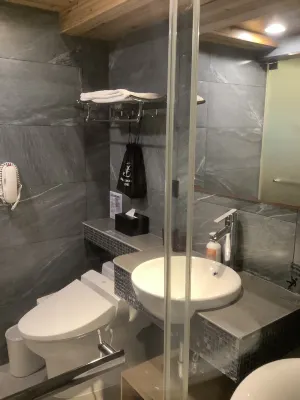 Hotel I-Journey Kamar Photos