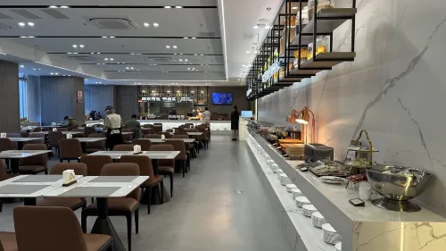 Ascott Xuanwu Lake Nanjing Restauration Photos
