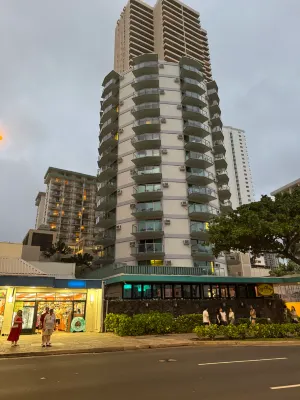 Aston Waikiki Circle Hotel Exterior Photos