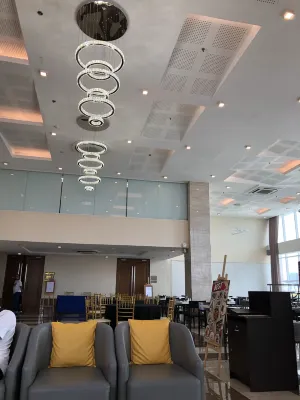 One Central Hotel & Suites Public Areas Photos