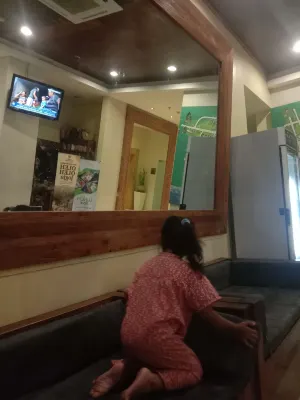 Whiz Hotel Malioboro Yogyakarta Area Publik Photos