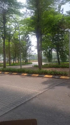 The Springlake Summarecon Bekasi by Ruang Nyaman Dekat Hotel Photos