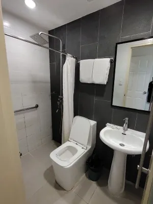 Eurotel Las Pinas Zimmer Photos