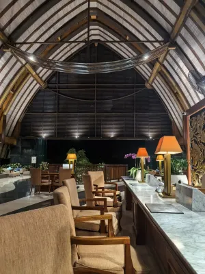 Merusaka Nusa Dua Makanan Photos