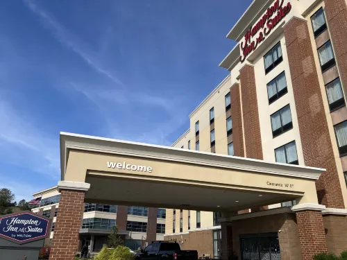 Hampton Inn & Suites West Morgantown University Towne Centre Exterior Photos