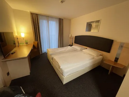 IntercityHotel Wien Chambres Photos