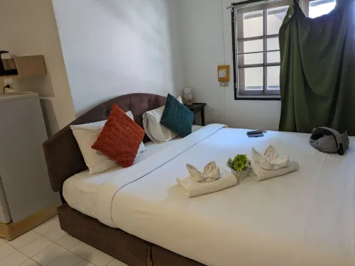 Kata Beachwalk Hotel and Bungalows Zimmer Photos