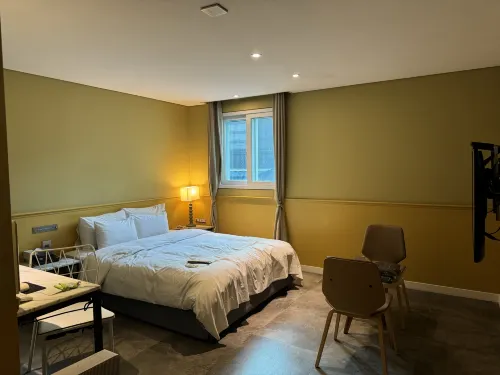 SR Design Hotel Rooms Photos
