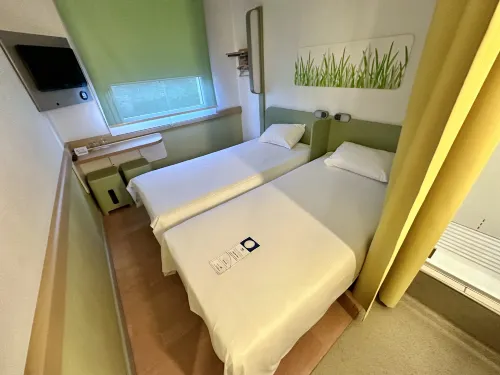 ibis budget Warszawa West Station Chambres Photos