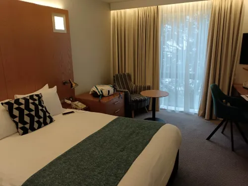 Holiday Inn Bournemouth Kamar Photos