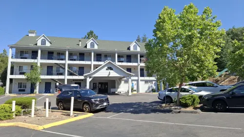 Quality Inn Yosemite Valley Gateway Public Areas Photos