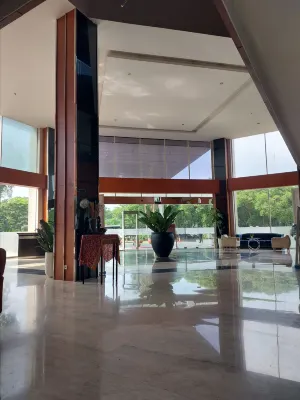 The Royale Krakatau Hotel Area Publik Photos
