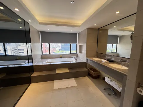 Zhongshan International Hotel Rooms Photos