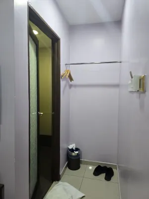 AB Inn Hotel Kamar Photos