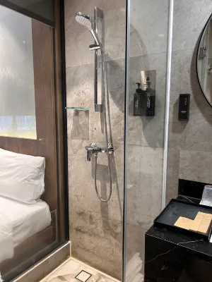 The OTTO Hotel Rooms Photos