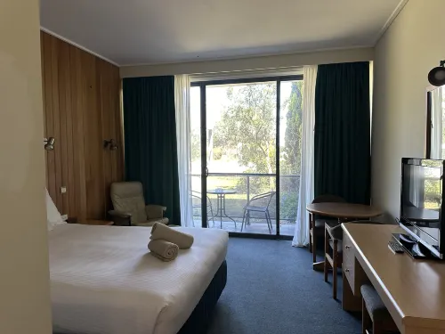 Banjo Paterson Motor Inn Rooms Photos