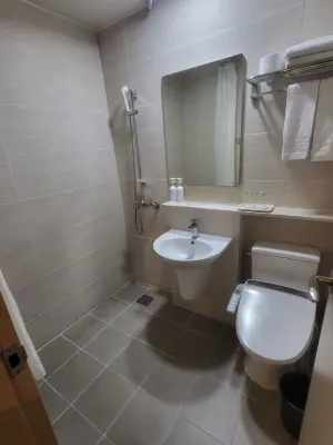 Palace Hotel Jeju Zimmer Photos