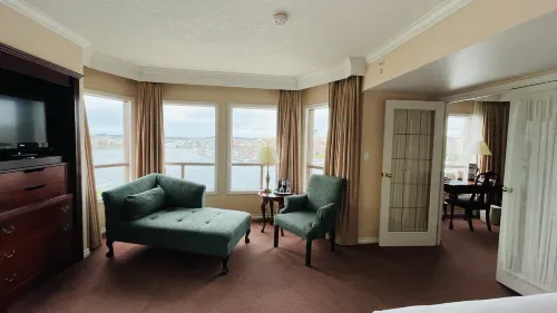 Hotel Grand Pacific Rooms Photos