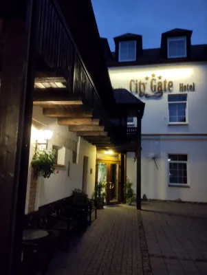 City Gate Area Publik Photos