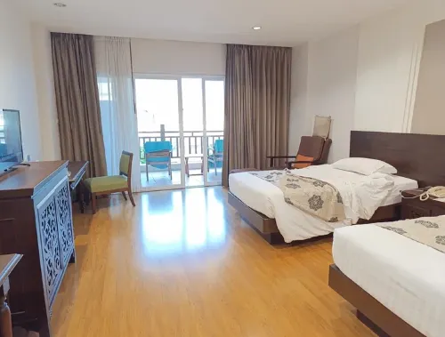 The Heritage Pattaya Beach Resort Rooms Photos