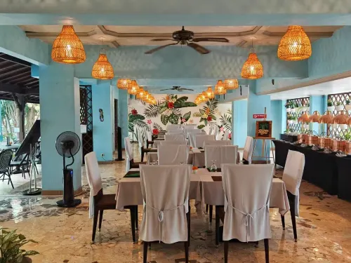 Prime Plaza Hotel Sanur – Bali Restauration Photos
