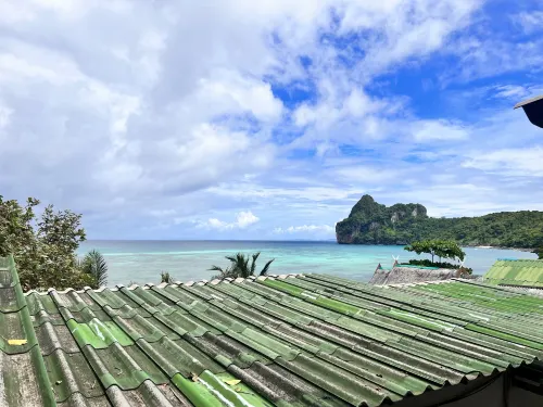 Phi Phi Cozy Seafront Resort Espaces publics Photos